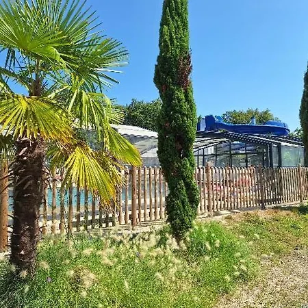 Mobil-home En Pleine Nature