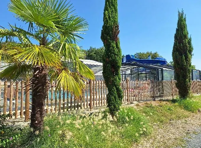 Mobil-home En Pleine Nature